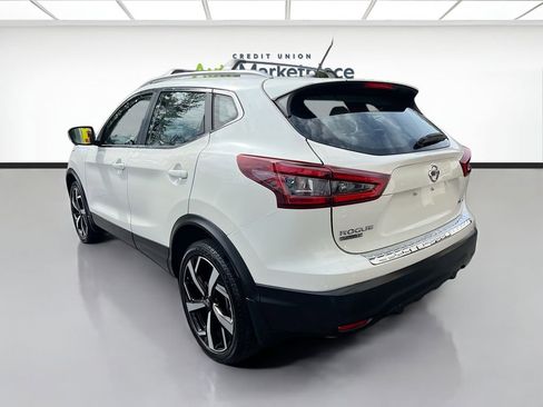 Used 2022 Nissan Rogue Sport SL image 4