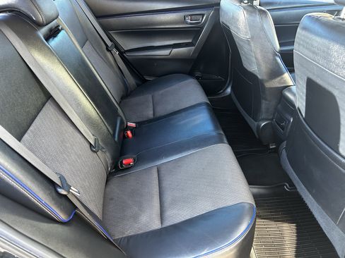 Used 2018 Toyota Corolla SE image 12