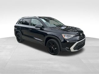 New 2026 Volkswagen Taos SE video 2