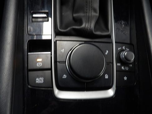 Certified 2024 MAZDA MAZDA3 s image 32