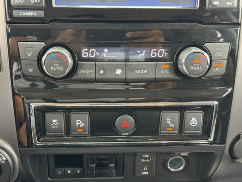 Used 2016 Nissan Titan Platinum Reserve image 28