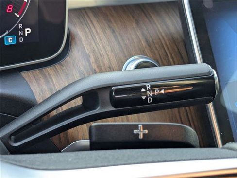 Certified 2025 Mercedes-Benz C 300 4MATIC Sedan image 17