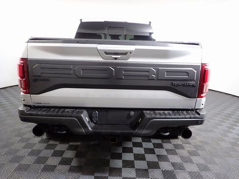 Used 2018 Ford F150 Raptor w/ Equipment Group 802A Luxury image 12