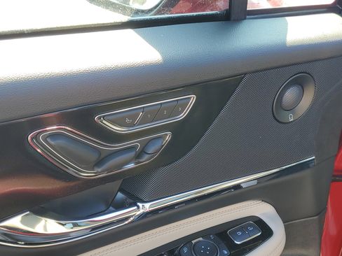 New 2026 Lincoln Corsair Grand Touring image 9