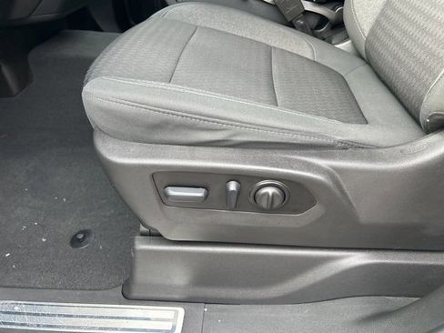 Used 2022 Chevrolet Silverado 1500 LT image 21