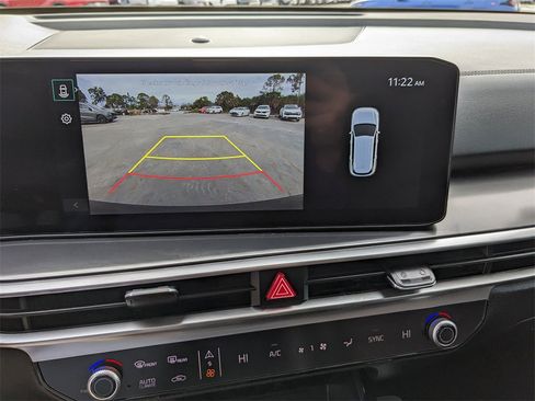 Certified 2025 Kia Sorento S w/ Panoramic Sunroof Package image 26