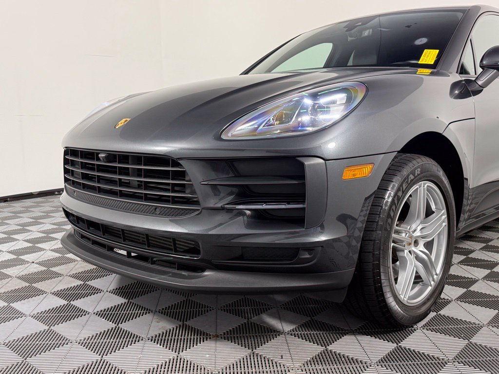 Certified 2021 Porsche Macan AWD/4WD image 11