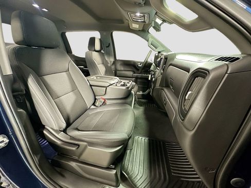 Used 2020 Chevrolet Silverado 1500 Custom w/ Custom Value Package image 28