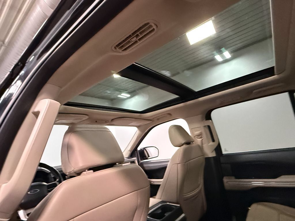 Used 2024 Ford Expedition Limited AWD/4WD image 52