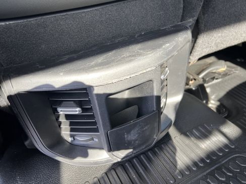 Used 2020 RAM 3500 Tradesman w/ Chrome Appearance Group image 13