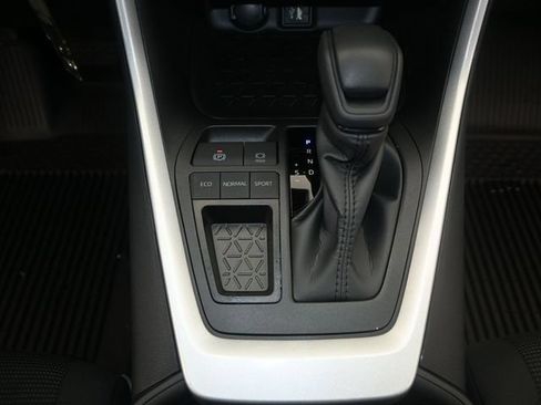 Used 2025 Toyota RAV4 LE FWD image 8
