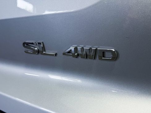 Certified 2025 Nissan Pathfinder SL AWD/4WD image 10