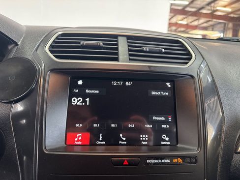 Used 2018 Ford Explorer XLT w/ Equipment Group 201A image 15