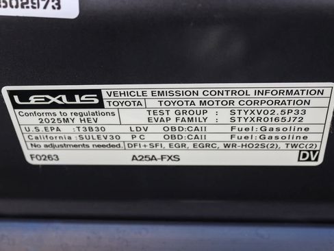 Certified 2025 Lexus ES 300h w/ Accessory Package (Z1) FWD image 31