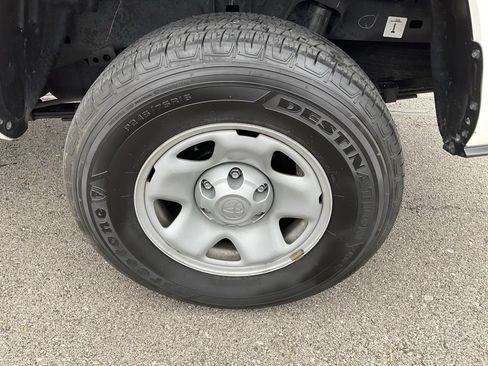 Used 2022 Toyota Tacoma SR image 8