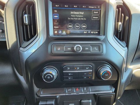 Used 2019 Chevrolet Silverado 1500 Custom w/ Custom Value Package AWD/4WD image 24