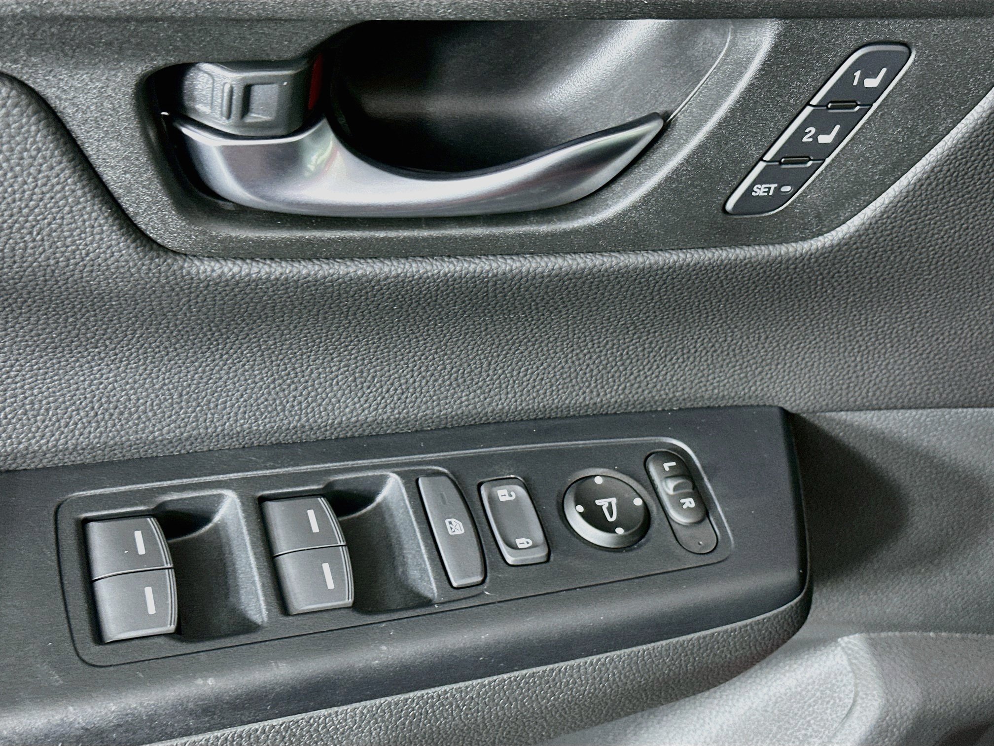 Used 2024 Honda CR-V Sport-L image 15