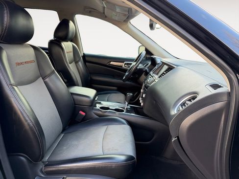 Used 2020 Nissan Pathfinder SV w/ Rock Creek Edition image 12