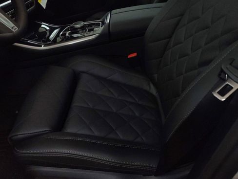 Used 2026 BMW X5 xDrive40i w/ M Sport Package image 15
