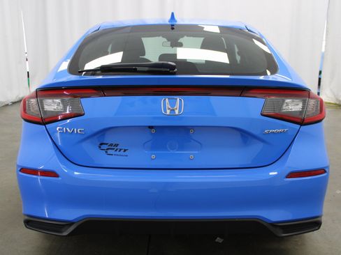 Used 2022 Honda Civic Sport image 6