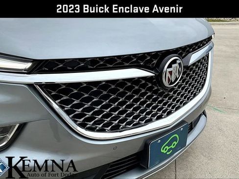 Used 2023 Buick Enclave Avenir w/ Avenir Technology Package AWD/4WD image 37
