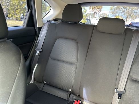 Used 2019 MAZDA CX-5 Sport image 12