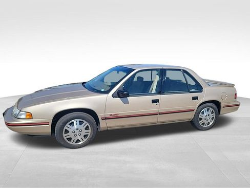Used 1994 Chevrolet Lumina Euro FWD image 6