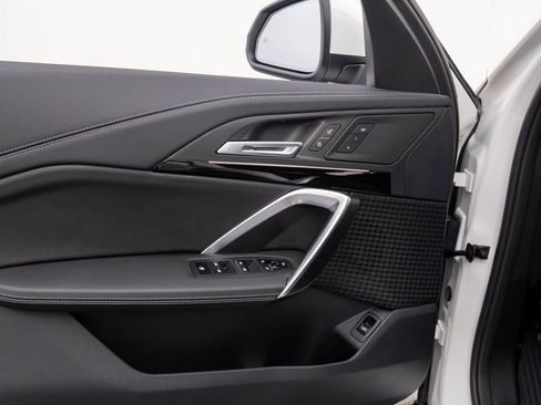 Used 2026 BMW X1 xDrive28i AWD/4WD image 12