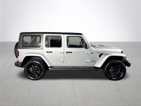 Certified 2022 Jeep Wrangler Unlimited Sahara AWD/4WD image 6