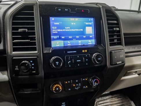 Used 2022 Ford F250 XL w/ STX Appearance Package AWD/4WD image 24