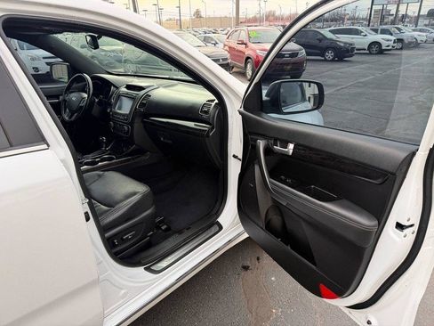 Used 2014 Kia Sorento SX FWD image 7