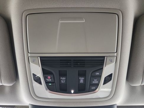 Used 2025 Acura MDX FWD w/ Technology Package image 31