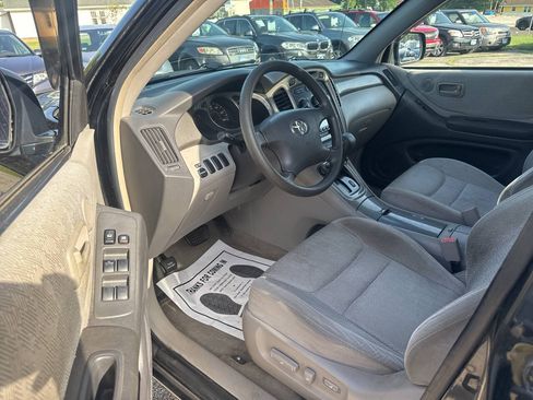 Used 2003 Toyota Highlander 2WD V6 image 12