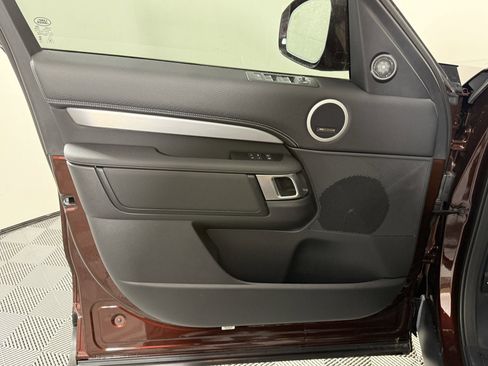 Used 2026 Land Rover Discovery Limited Edition AWD/4WD image 21