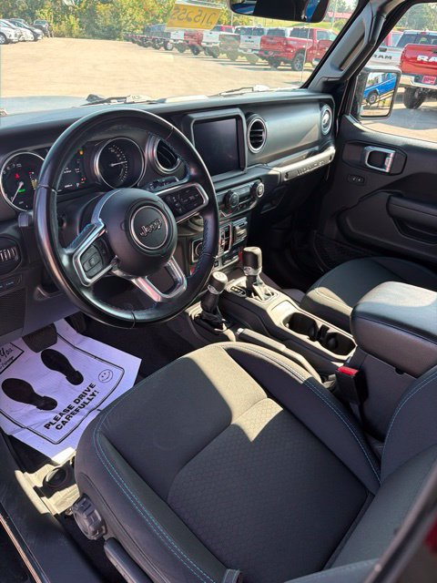 Used 2022 Jeep Wrangler Unlimited Rubicon 4xe w/ Safety Group AWD/4WD image 16