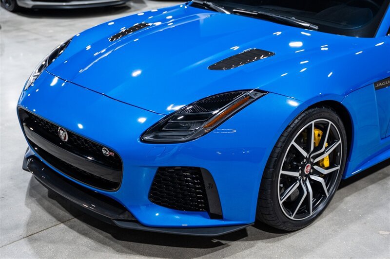 Used 2018 Jaguar F-TYPE SVR AWD/4WD image 11
