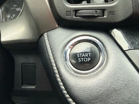 Used 2018 Toyota RAV4 Adventure image 37