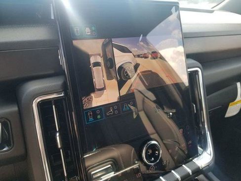 New 2026 GMC Yukon XL Denali w/ Sun & Power Step Package AWD/4WD image 19