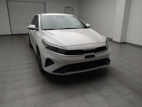 Used 2023 Kia Forte LXS FWD image 14