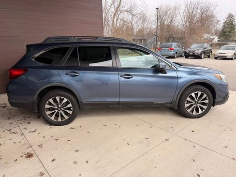 Used 2016 Subaru Outback 3.6R Limited image 8