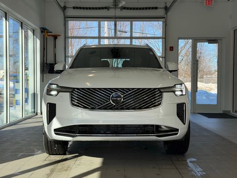 New 2026 Volvo XC90 B6 Plus w/ Protection Package Premier image 3