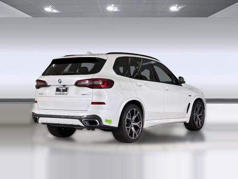Used 2022 BMW X5 xDrive45e w/ M Sport Package AWD/4WD image 9