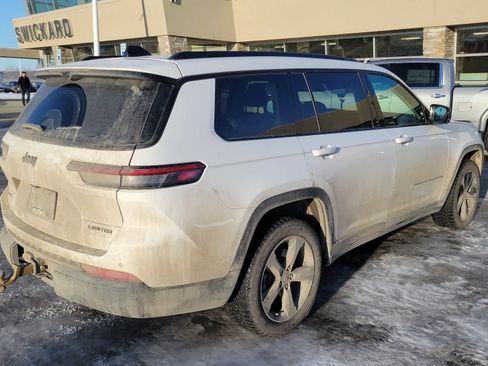 Used 2024 Jeep Grand Cherokee L Limited w/ Luxury Tech Group II image 5