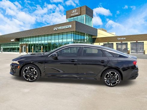 Used 2024 Kia K5 GT-Line w/ GT-Line Premium Package FWD image 9