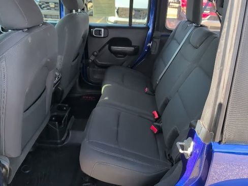 Used 2019 Jeep Wrangler Unlimited Sport image 13