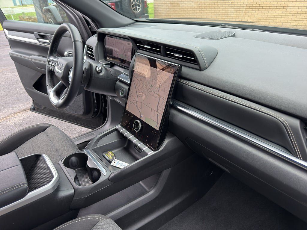 Used 2026 GMC Terrain Elevation FWD image 31