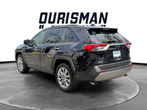 Used 2019 Toyota RAV4 Limited w/ Advanced Technology Package AWD/4WD image 5