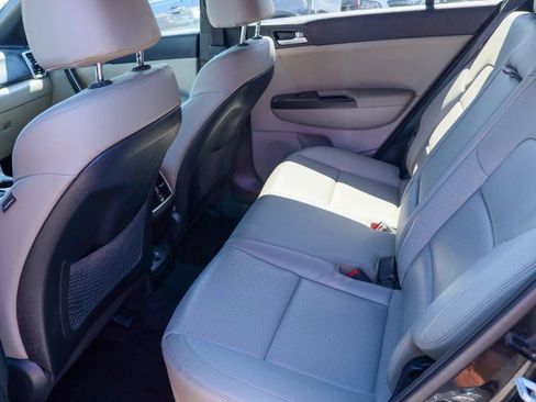 Used 2020 Kia Sportage S image 10