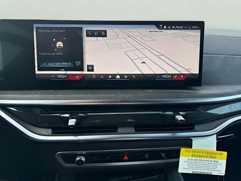 Used 2026 BMW X5 xDrive50e image 18