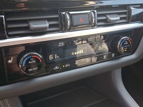 Used 2023 Nissan Pathfinder SL w/ Lighting Package (N92) AWD/4WD image 16